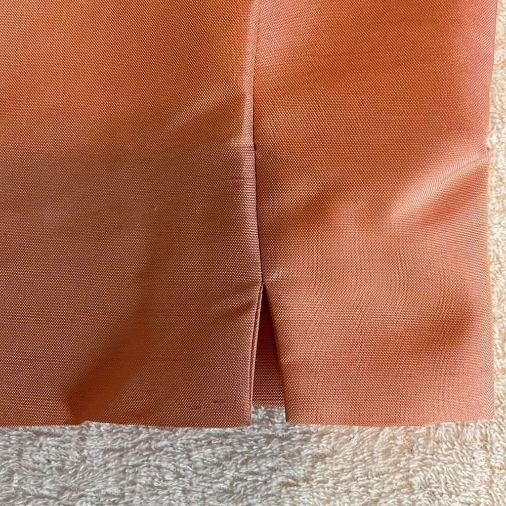 Casual Corner Silk pant suit with two sleeveless tops - Picture 15 of 16
